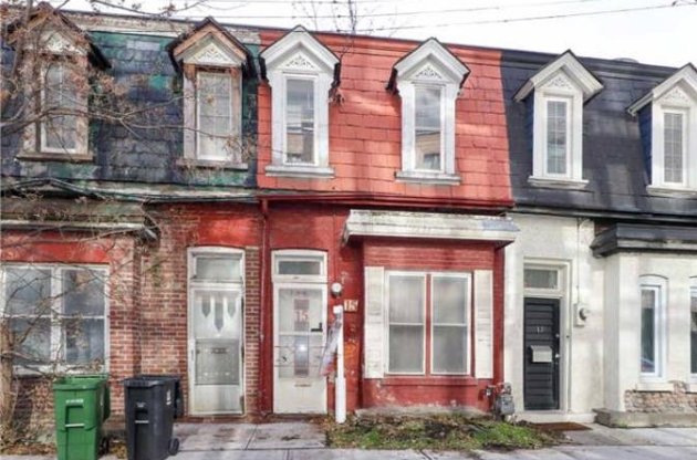 $750,000 Toronto Real Estate Listing Looks Like It Came Out Of A Horror Movie