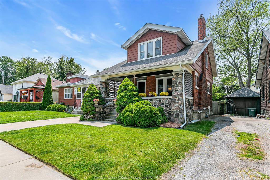 FOR SALE - 1463 PELISSIER STREET, WINDSOR