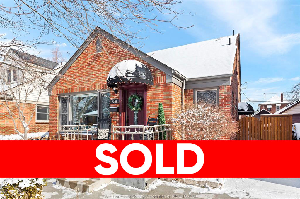 2220 Gladstone - SOLD