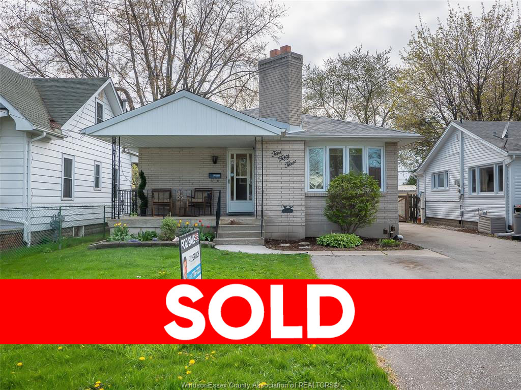 553 ST. PIERRE - SOLD