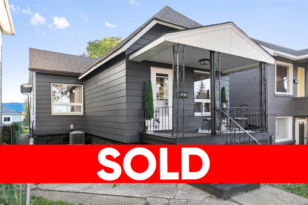 920 WINDSOR - SOLD