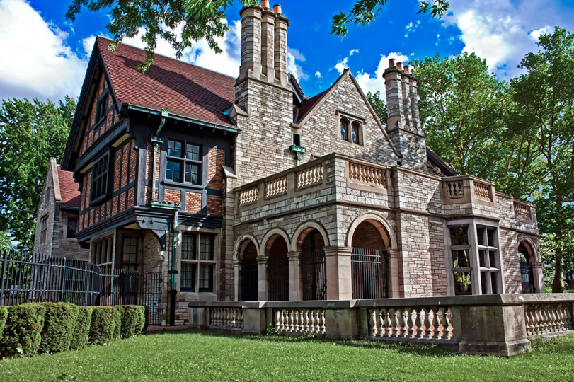 Historic Homes for Sale in Windsor and Essex County