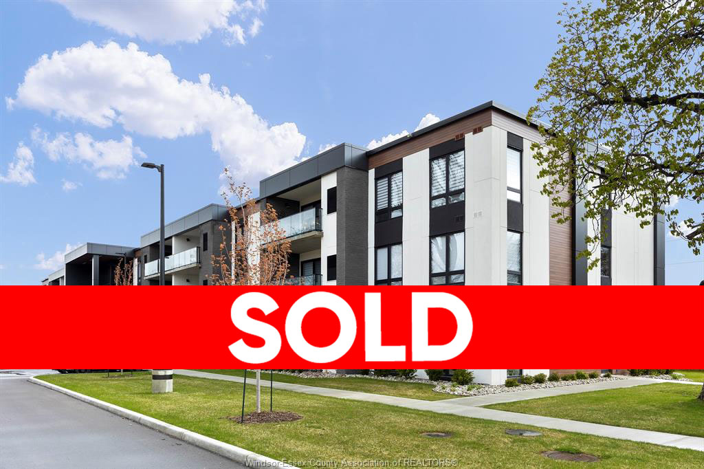 140 MAIN STREET East #104, KINGSVILLE - SOLD